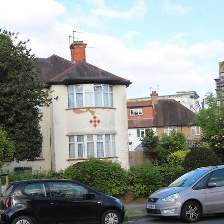 Beautiful Double Bedroom Edgware Exteriör bild