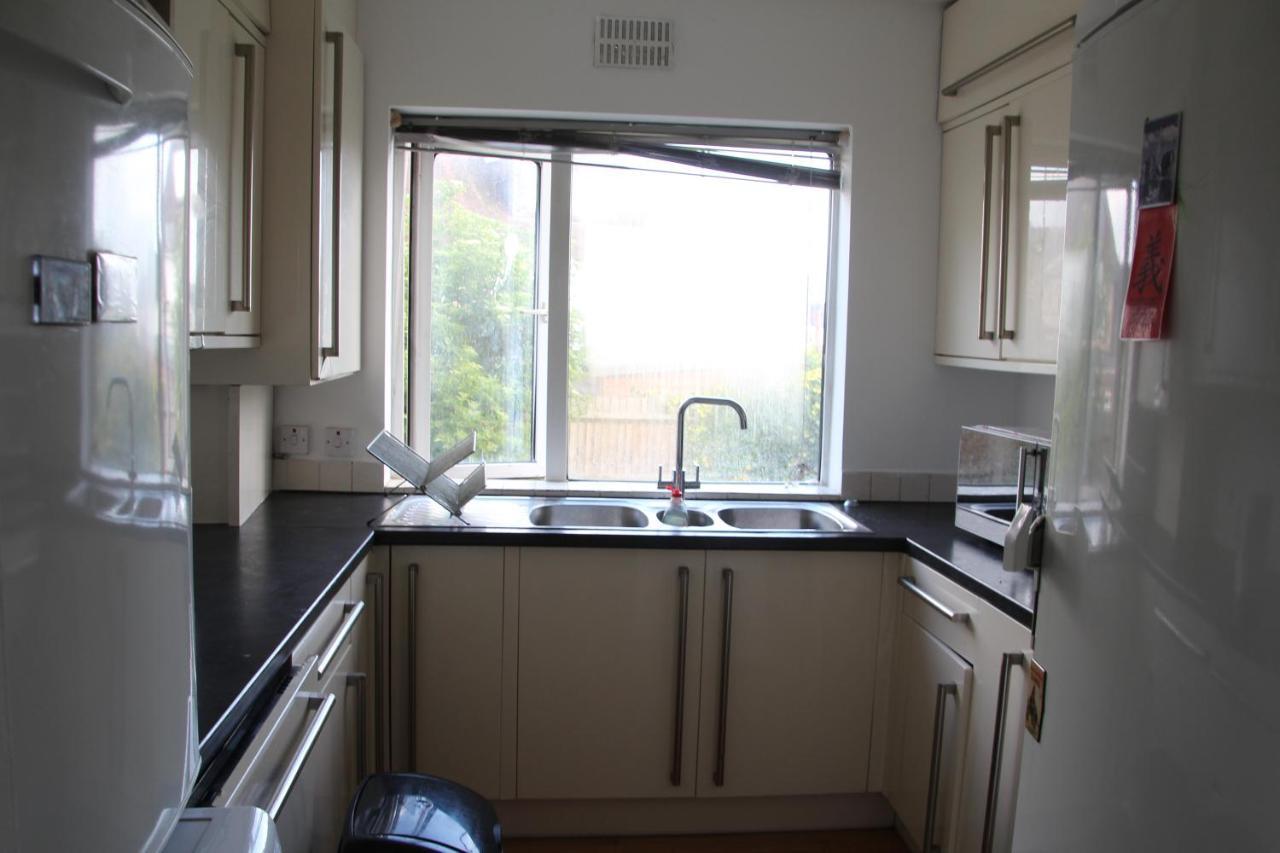 Beautiful Double Bedroom Edgware Exteriör bild